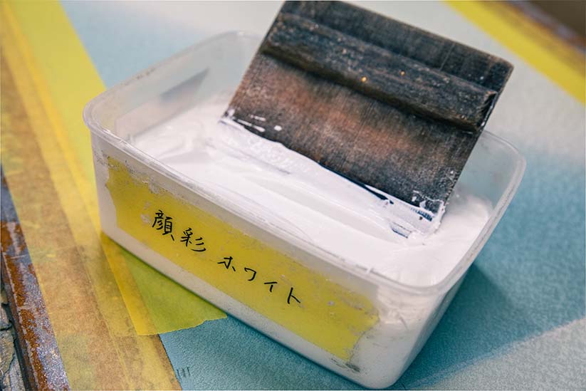 制作に使用する糊