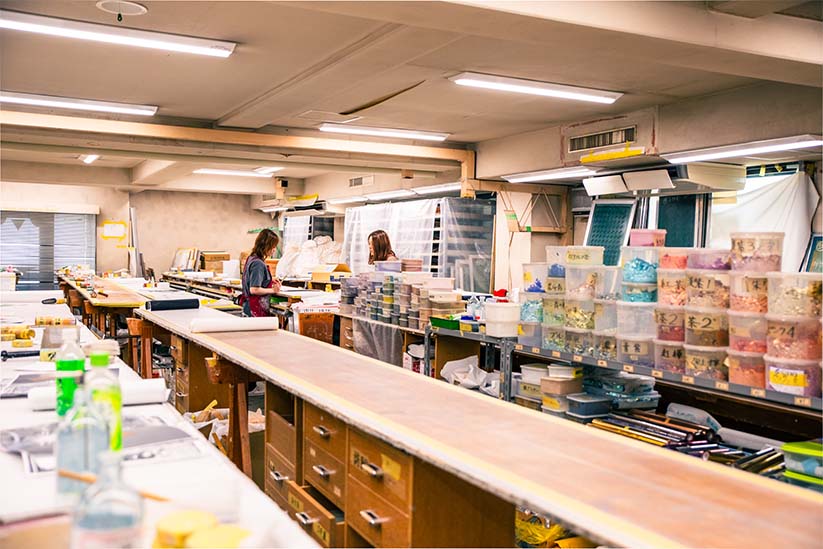 金彩友禅研究室と名付けられた工房