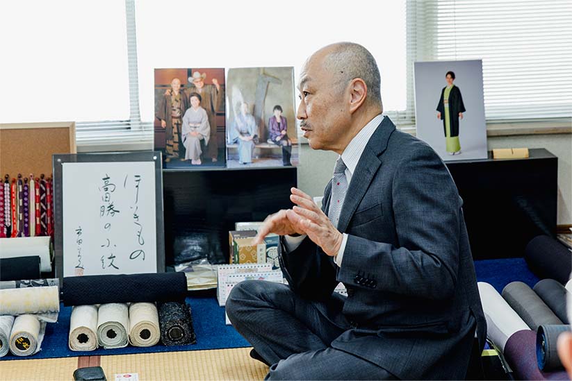 小紋について語る高田勝・三代目 髙田啓史氏